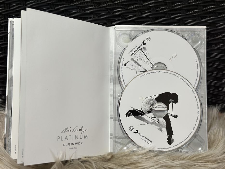LОригинален албум-Platinum- 4 CD на Elvis Presley#Елвис Пресли