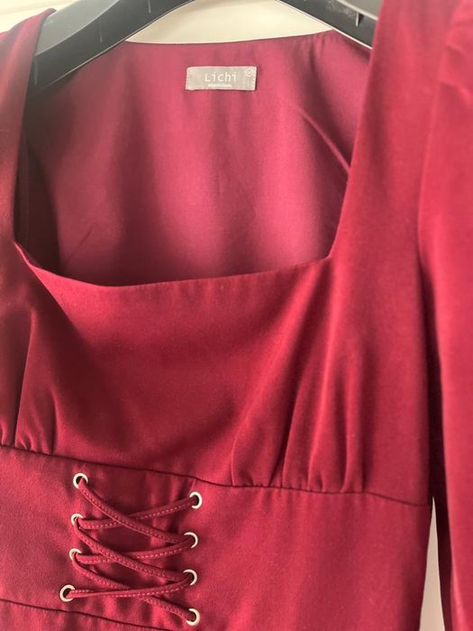 Продам платье lichi  в бордовом цвете