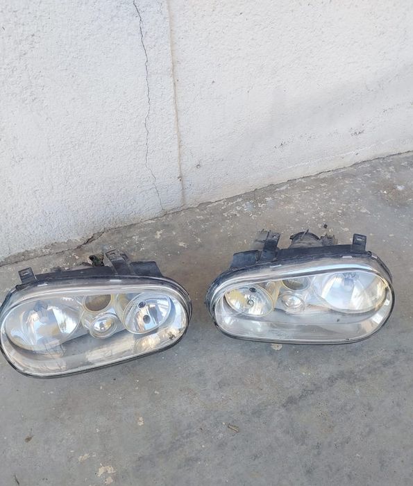 Блок Фара Golf4. Оригинал Фара