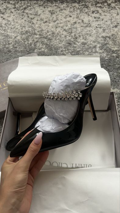 Pantofi jimmy Choo Bing pe stoc 38