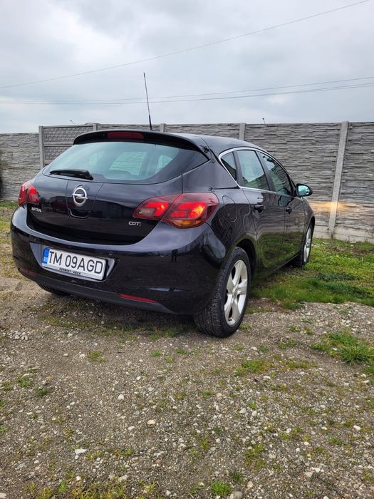 Vand Opel Astra J | An 2010 | 1.7 CDTI