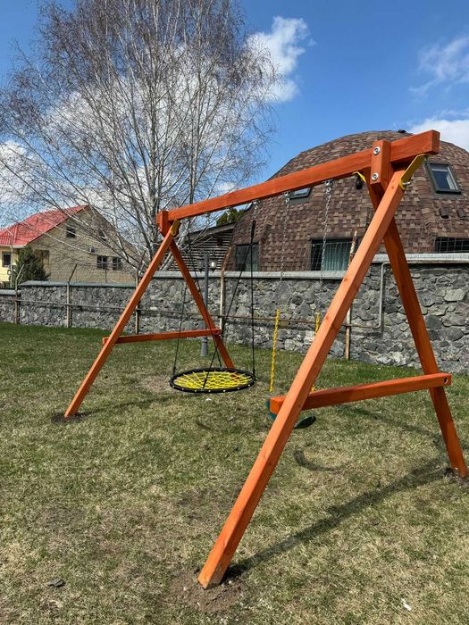 Деревянные качели из Кедра