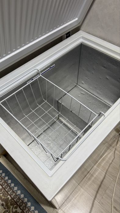 Продам морозильник