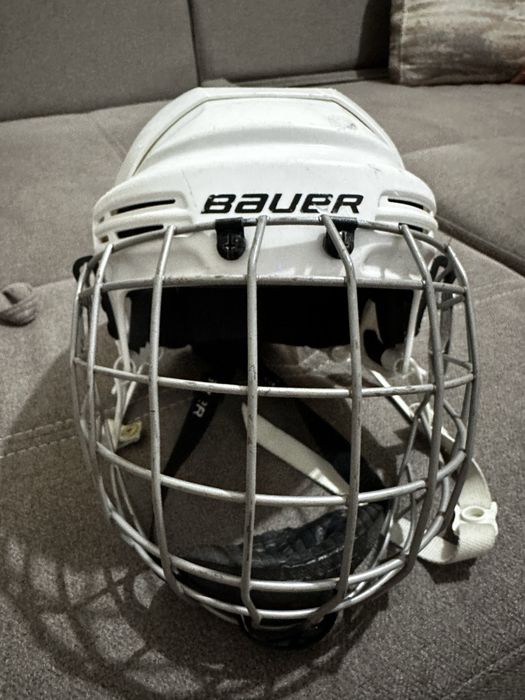 Шлем хоккейный 30000тг