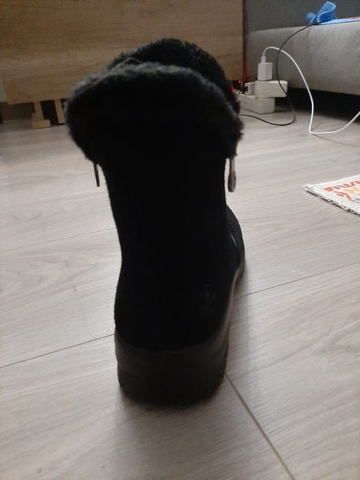 Ghete rieker piele intoarsa impermeabila. Noi. 300. Nr 38