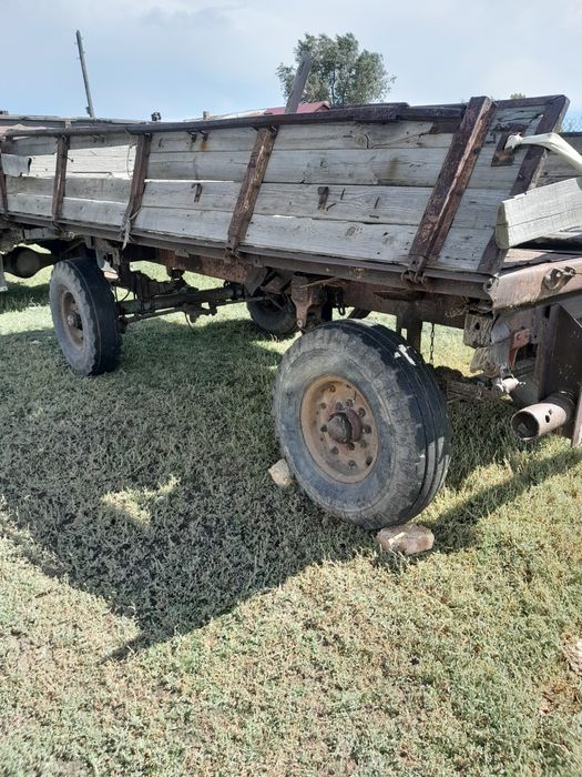 Продам прицеп ПТС4.