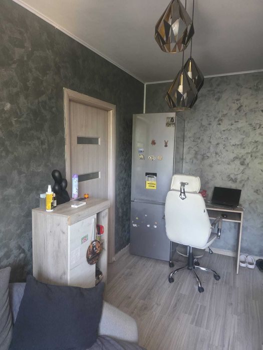 Vand apartament 2 cam apropiere metrou