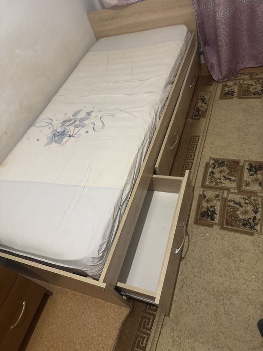 Продается кровать