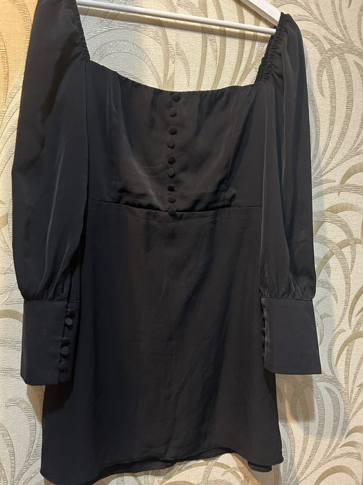 Черное платье