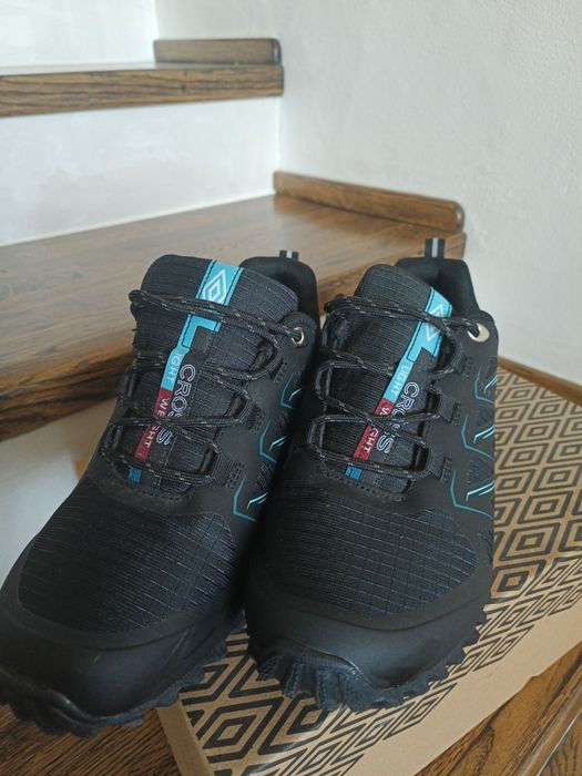 Adidași  UMBRO  - Noi