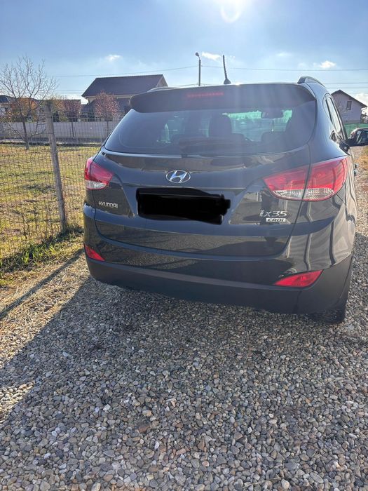Vând Hyundai IX35