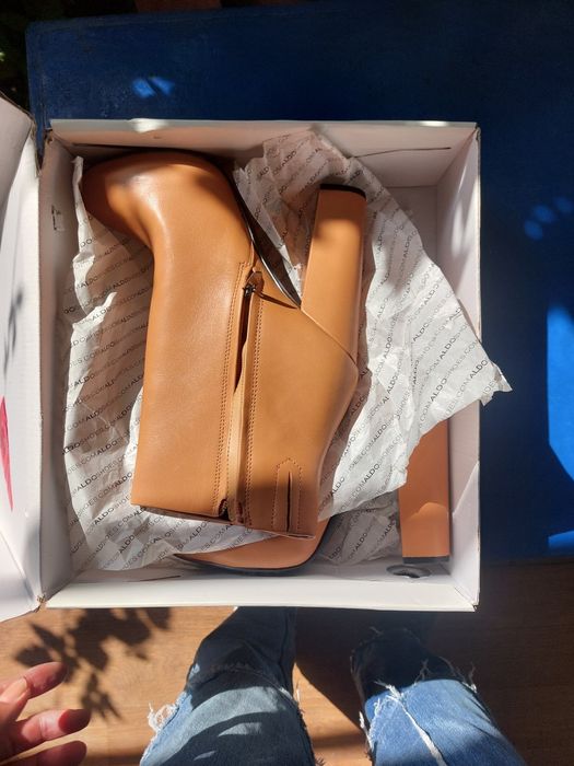 Кожаные ботинки на платформе. 39. Aldo