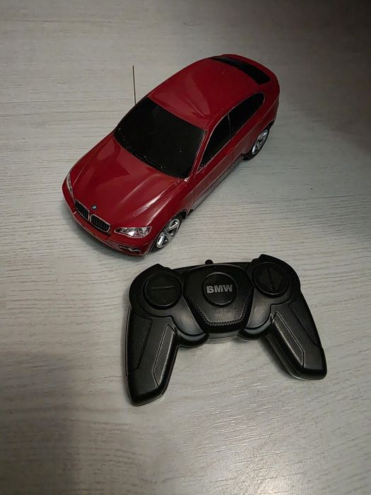 Mașinuțe de jucarie