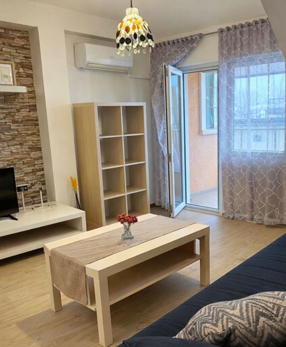 Нощувки Варна център Колхозен пазар