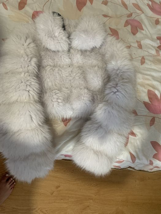 Пухкаво късо бяло яке размер xs\s