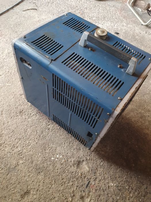 Generator curent