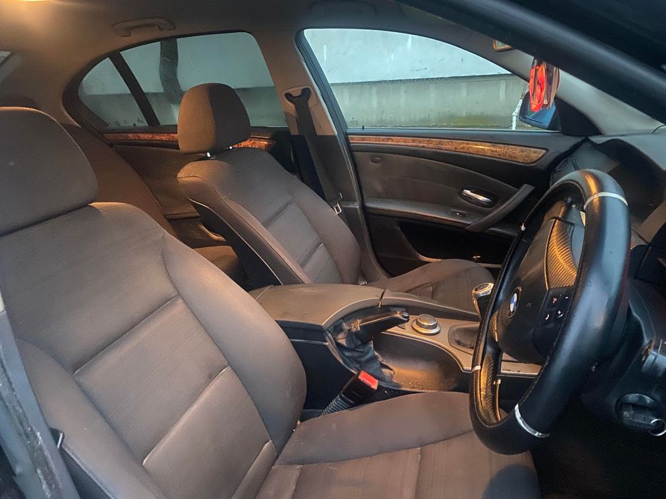 BMW E60 520d  volan dreapta