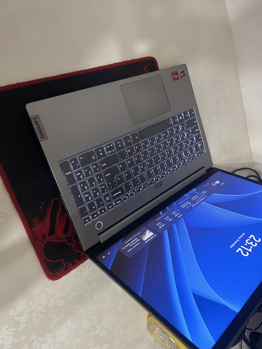Lenovo ThinkBook