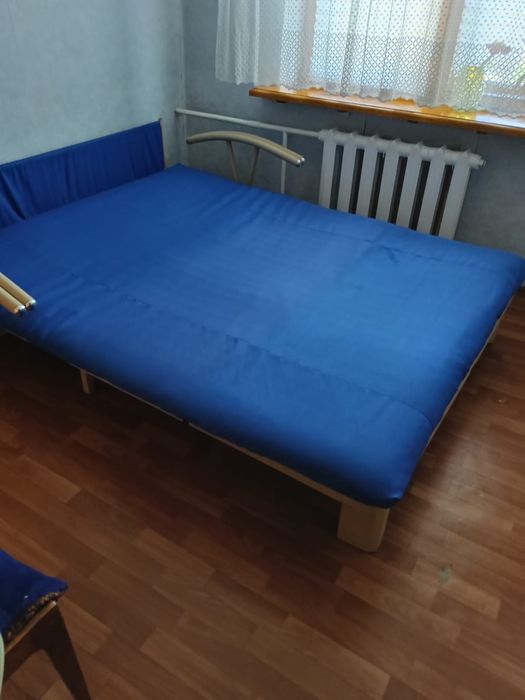Продам мини диван