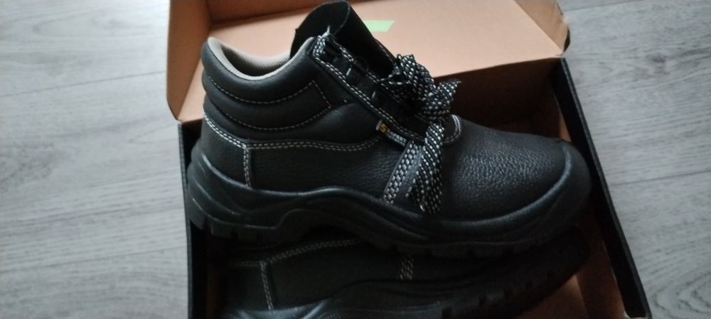 Pantofi de lucru cu protecție S3