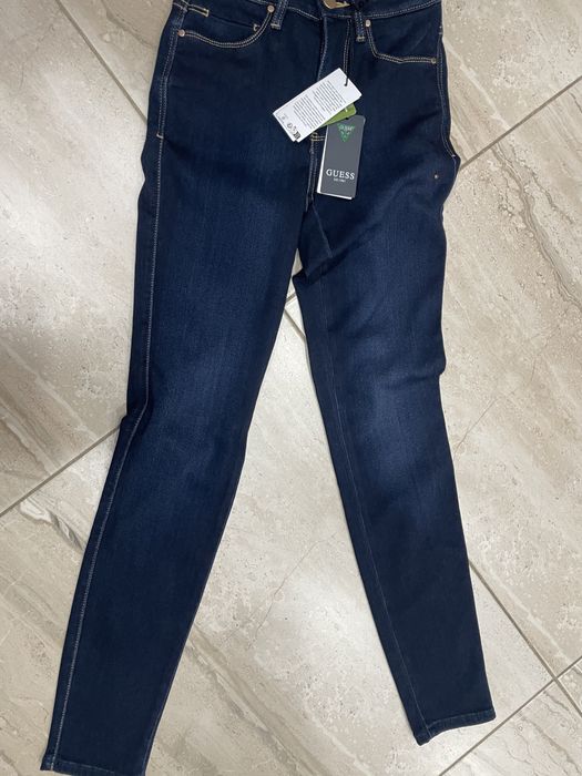 Оригинални дънки guess