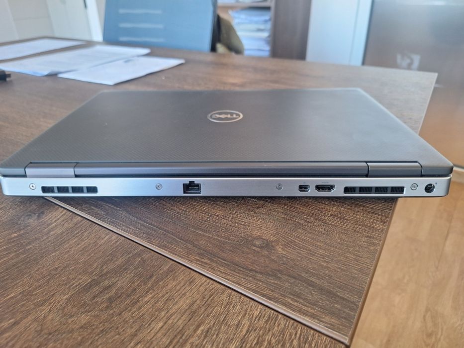 Laptop DELL Precision 7540