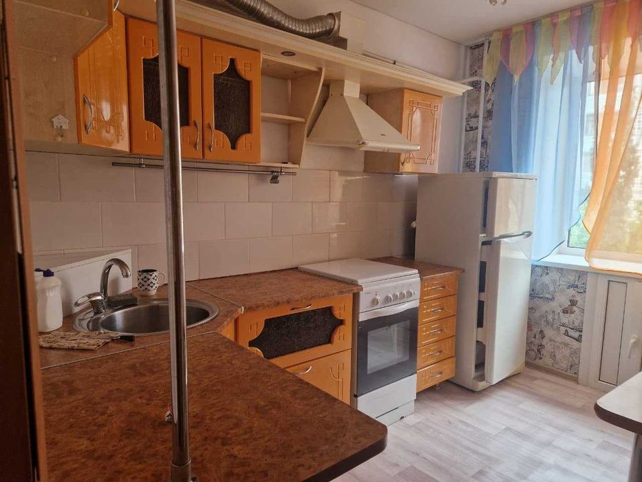 продам 2хкомн КЖБИ 2 эт