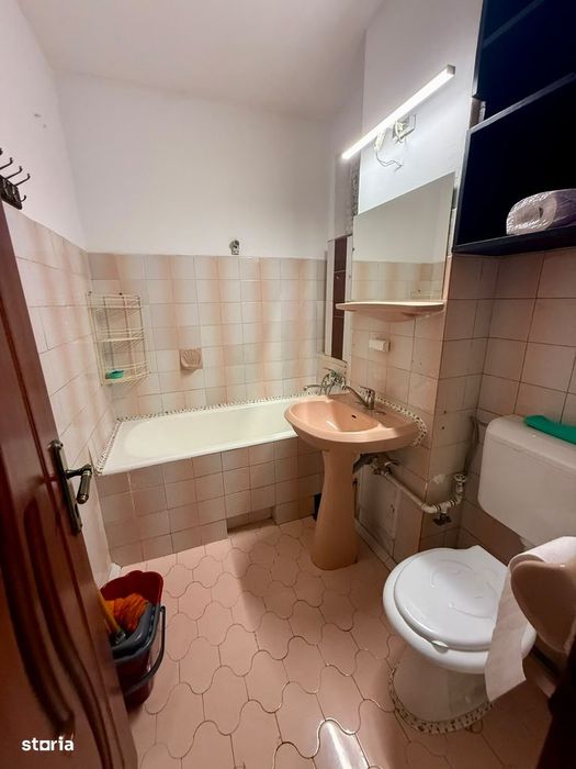Apartament 2 camere de vanzare