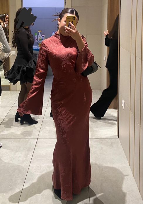 Продаю платье от Lichi