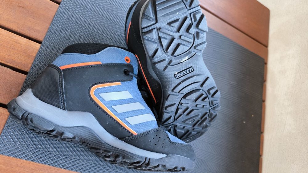 Детски боти Adidas terrex