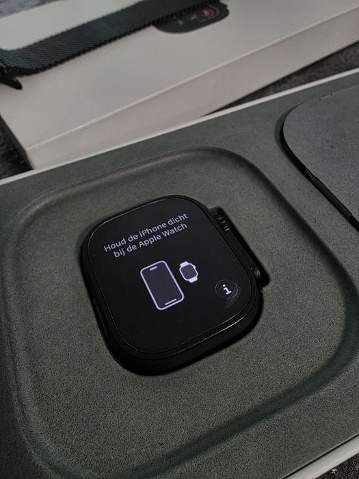 Apple Watch Ultra 2 Titanium