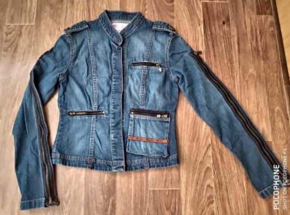 Джинсовая куртка на девочку