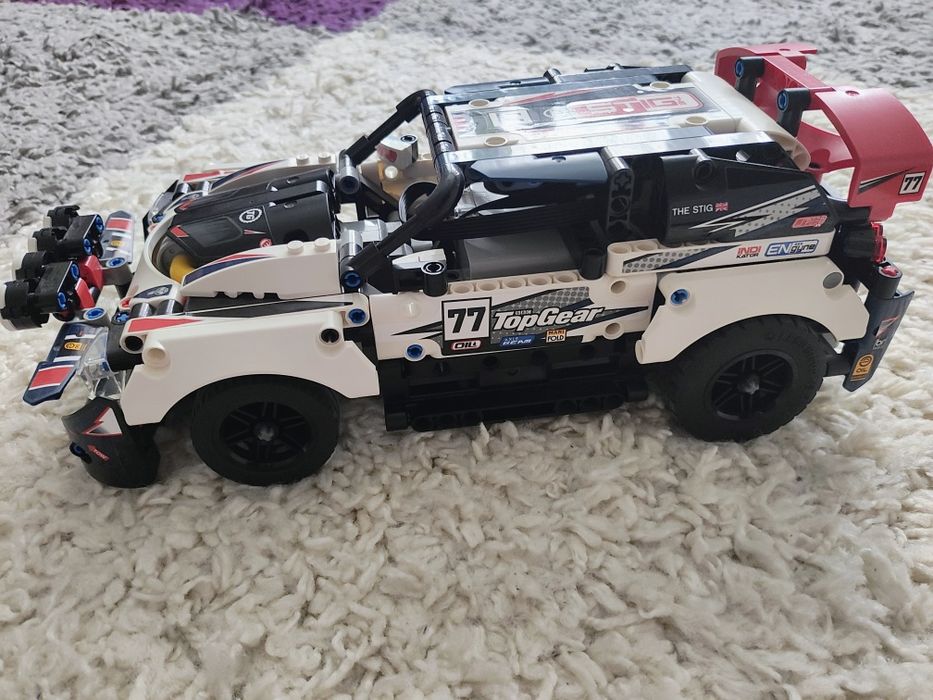 LEGO Technic - Masina de raliuri Top Gear 42109, 463 piese