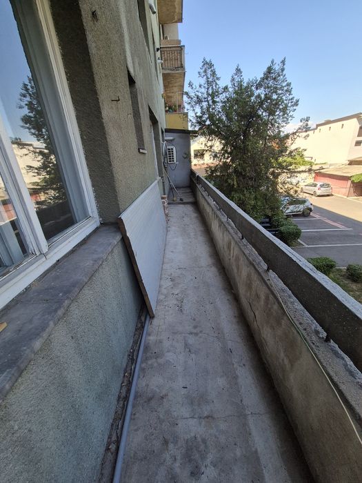 Vand apartament 2 camere LA GRI - IDEAL pentru amenajat
