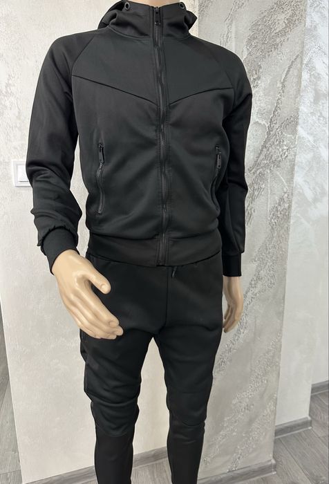 Комплект / екип / спортен комплект