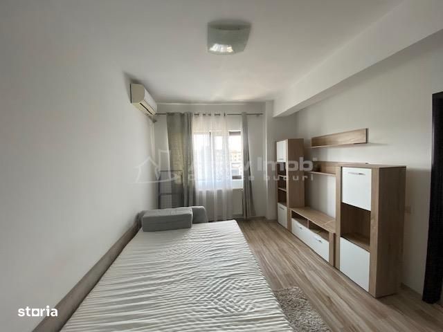 Garsoniera renovata spatioasa luminoasa