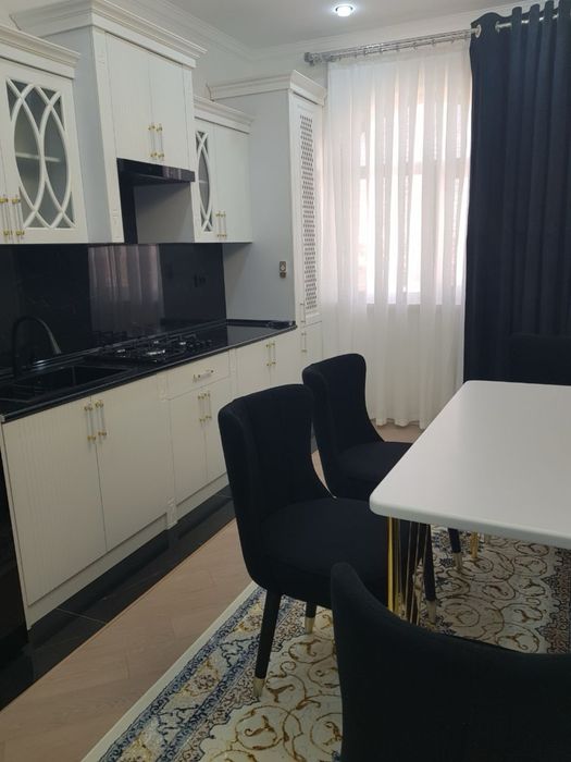 Продается 3 ком. Квартира площадью 80 кв.м. В Согдиане