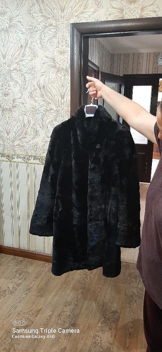 Норковая  шуба б/у