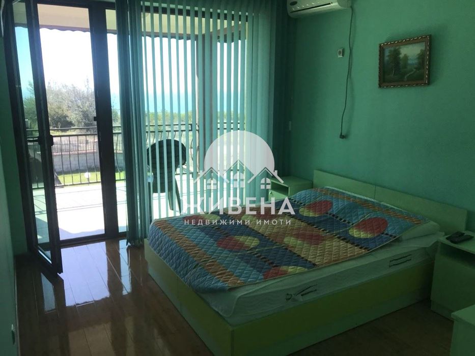 Продава се Къща в с. Топола, Област Добрич - 196 кв.м за 995 €/кв.м - Снимка #11