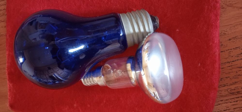 Утюги,Паурбанк для зарядки телефона,Фен,Синяя лампа.Бинокль театральнй