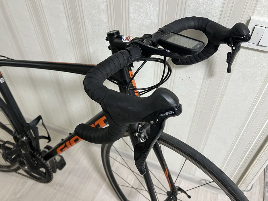 Шоссейный велосипед Giant Contend 0 (2020)