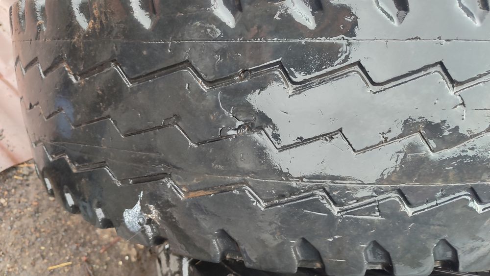 Шина б/у 315/80R22.5