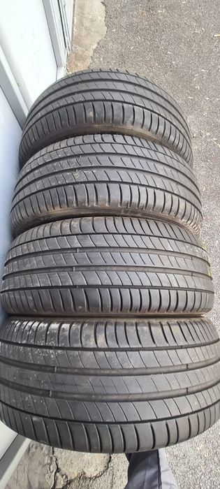 Cauciucuri 235/55R18  215/45R18   215/50R18 225/45R19  165/60R14