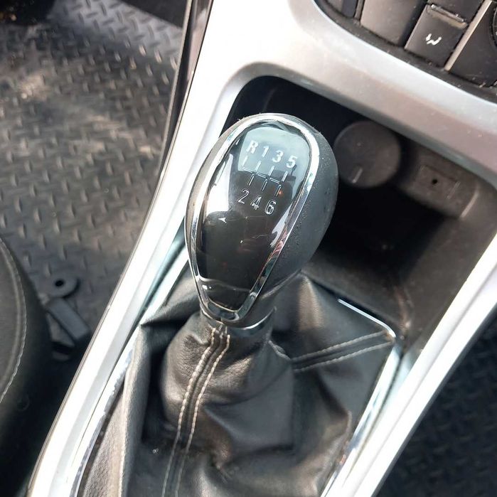 Опел Астра J 1,7 дизел 5-врати сива/Opel Astra J A17DTR 2012 на части