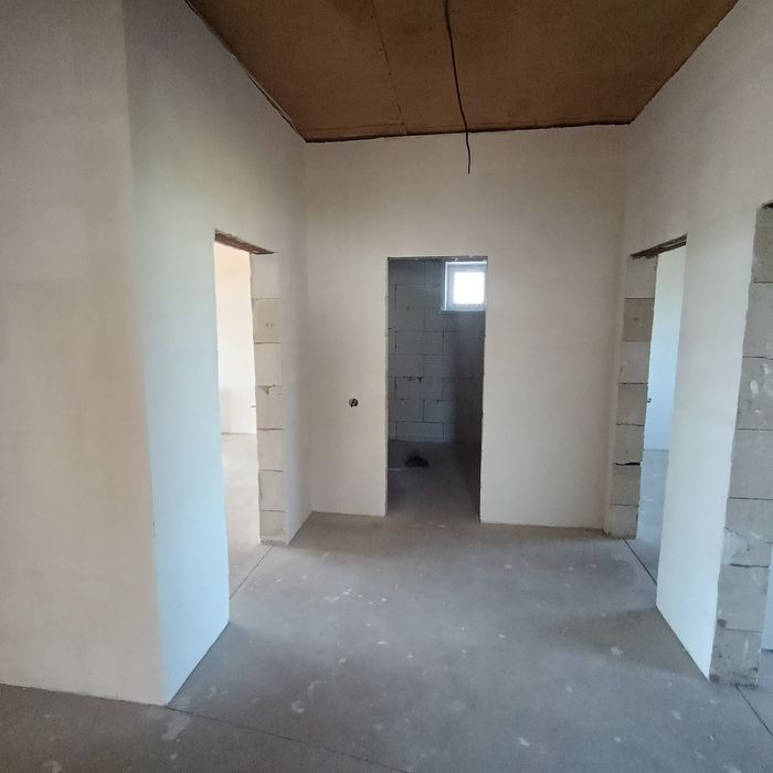 Продам новый дом в Заречном