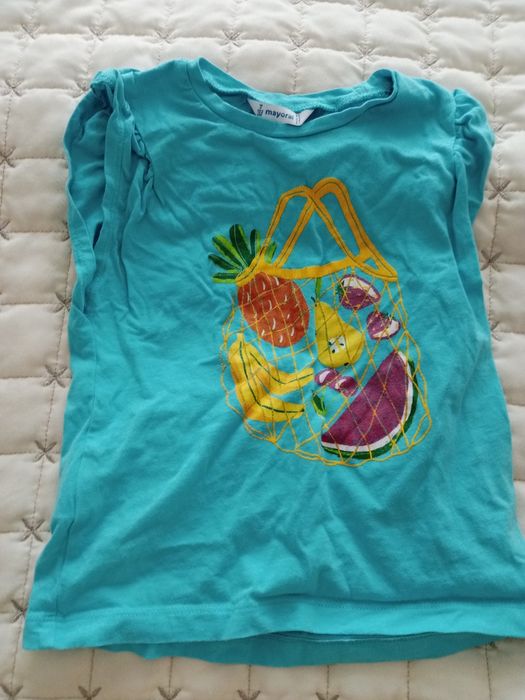 Лот от тениски Mayoral и черен панталон 6 години