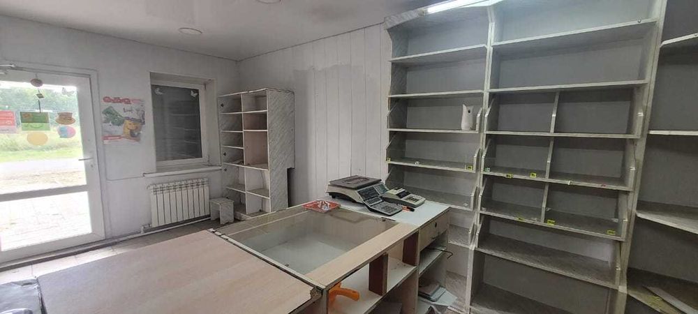 Продается коммерческое помещение в п. Федоровка