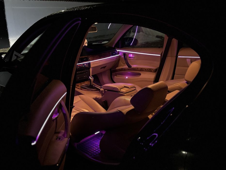 Lumini Ambientale Auto – Transformă-ți Mașina!