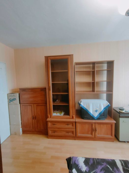 Секция, витрина, шкаф