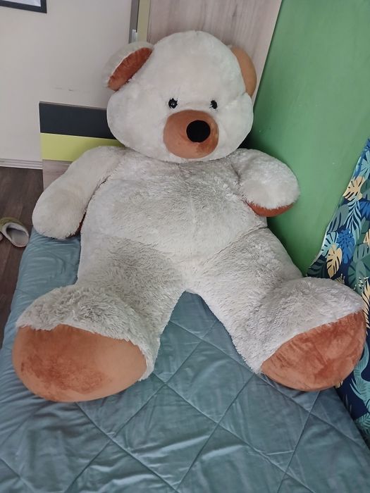 Огромен плюшен мечок